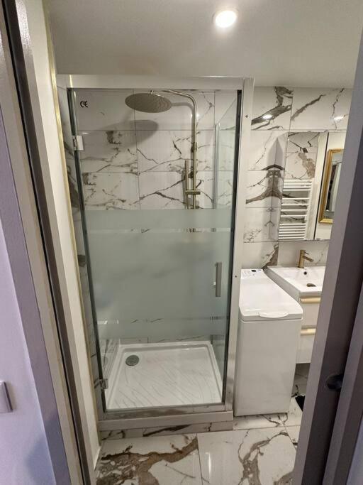 Apt Moderne 2 Chambres 5 Voyageurs パリ エクステリア 写真