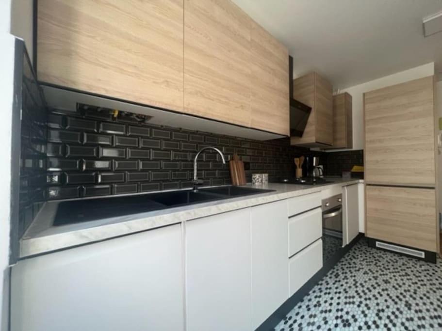 Apt Moderne 2 Chambres 5 Voyageurs パリ エクステリア 写真